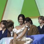 오늘 <b>mma</b> 제니 너무 사랑스럽다