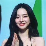 카리나는 라이브를 많이 날리네