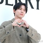 "아린아 사랑해" 공개 고백→정적…<b>다급</b>한 해명 봤더니 [엑's...