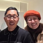 복귀 하자마자 공구→김제동 토크 콘서트 관람‥<b>팔짱</b> 끼고 환한 미소