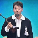 '링거 의혹 해명' 전현무, <b>KBS</b> 대상에도…"요즘 많이 힘들다"