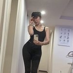 서인영, 10kg 쪘다더니‥타이즈 입고 공개한 <b>눈바디</b>