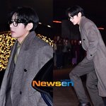 <b>BTS</b> 뷔, 김우빈신민아랑 친했나? 결혼식 발칵 뒤집은 뿔테+코트룩