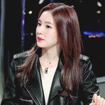 10년째 같은 가죽<b>점퍼</b> 입고 다니는 아이린