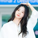 [사진]신시아,'머리카락 넘기며 복근 뽐내'