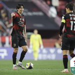 37세 기성용, 포항과 1년 <b>재계약</b>…더 뛸 수 있다는 확신, 현역...