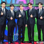 "울보들"…엑소, 결국 눈물 쏟았다→'<b>MMA</b>' 찢고 우뚝 '제왕의...