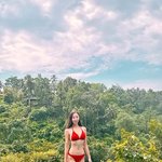 ‘윤정수’원진서, <b>발리</b> 신혼여행 인증샷 공개…비키니 자태 눈길