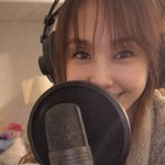 지나, '성매매 <b>벌금형</b>' 후 가수 컴백?…마이크 앞 '밝은 미소'...