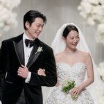 신민아 4천 드레스만? 김우빈, 예의 차린 결혼식 패션…프릴까지...