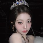 '이게 현실 공주?' 장원영, 어깨 드러낸 '백조 자태'...순백의...