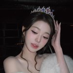 ‘137억家 영앤<b>리치</b>’ 아이브 장원영, 왕관 쓰고 인형 비주얼 자랑