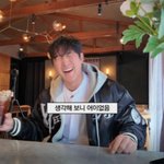 지연과 이혼 1년 후 근황…"<b>크리스마스</b> 약속 잡을 수 있어"