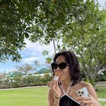 <b>유이</b>, 군살 1도 없는 비키니 자태...뼈말라에 탄탄 복근