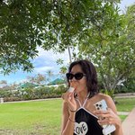 <b>유이</b>, 허벅지 위 타투에 시선 강탈!...여유로운 근황 공개