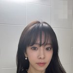 한지민, ‘핑계고’ 시상식 등판..화려한 <b>연말</b>룩으로 뽐낸 여신미모