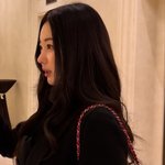 “세월이 김사랑만 비껴가나?”...김사랑, 소멸 직전 <b>옆태</b> 공개