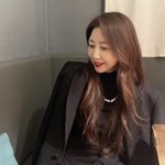 “남편 컨디션 저하로 공연 <b>취소</b>…가까이서 도움 못 줘 안타깝다”[SNS는...