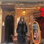 [드루와] 손나은, 세련된 퍼 <b>패션</b>으로 맞이하는 크리스마스