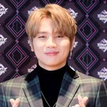 '43세 미혼' <b>케이윌</b>, '결혼 의혹' 나왔다…父母 아파트 선물→'3층...