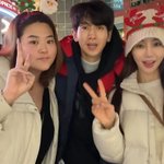 미나류필립 "혼자 <b>연말</b> 보내는 수지와"…팔짱 끼고 데이트 '불화설...