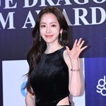 [댓글부탁해] <b>청룡</b> 여신 한지민, 옆구리 노출 드레스 자태 비결...