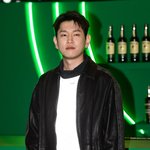 [TEN포토]조이 크러쉬 '행사장 나들이'