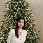 '돌싱맘' 한그루, 확 달라진 비주얼…<b>미모</b> 물올랐네 "내 선물은"