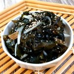 <b>미역</b>초무침 존맛이긔