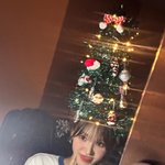 레드벨벳 <b>웬디</b>, 광기(?)의 트리 변신...‘코믹+큐트’ 비하인드...