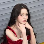 뼈말라인 줄 알았는데 글래머였네...아찔 <b>미니</b> 드레스 입고 산타걸...