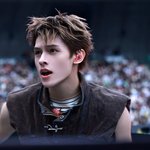 진짜 잘생긴 <b>로판</b> 표지상 같은 신인 남돌