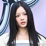 뉴진스 하니, <b>어도어</b> 복귀 두고 '시끌'..."왜 품고 가나"...