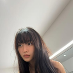 [<b>IS</b>하이컷] 문가영, 몽환적 분위기...백리스 슈트부터 퍼 재킷까지