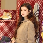 다니엘, 뉴진스 퇴출 당일 근황…<b>연탄</b> 봉사 했다