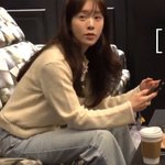 뭔가 좀 많이 이상한 여배우의 <b>항공샷</b>