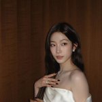 우아하면서도 청초했던 <b>화이트</b> 드레스 핏