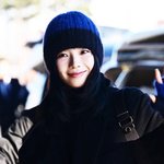 [현장포토] "얼굴이 <b>AI</b>"…카리나, 러블리 출국