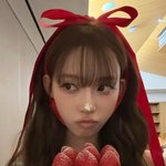 윈터, 열애<b>설</b> 침묵 속 케이크 들고 자축 "<b>해피</b> 마이 벌스데이"