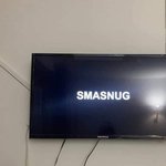 식당 <b>TV</b>의 상태가 이상하다