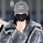 [댓글부탁해] 아이브 리즈 ‘<b>따뜻</b>해 보이는 퍼재킷 패션’[포토엔HD]