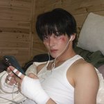 뜬금없는데 <b>칫솔</b>로만 이닦고 입냄새나는 애들아