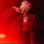 지디 프랑스 <b>영부인</b> 자선행사 또 간대!