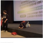 권상우 홍보가 무엇인가 몸으로 <b>보여</b>주는 중