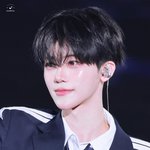 이게 <b>데뷔</b> 10년 차 아이돌의 얼굴이 맞나요?