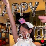 제니가 <b>유행</b>릴스하면 이렇게 되는구나