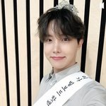 방탄 다이너마이트 핫백 기념 셀카 제이홉