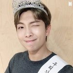 방탄 다이너마이트 핫백 기념 셀카 알엠