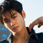 (<b>투표</b>)이 시점에 이젠 차은우 안잘생겨보여??