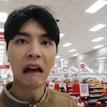 옛날에 찍은 <b>인생네컷</b> 보는데 개밤티네